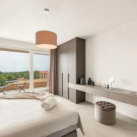 Levlante Villa *